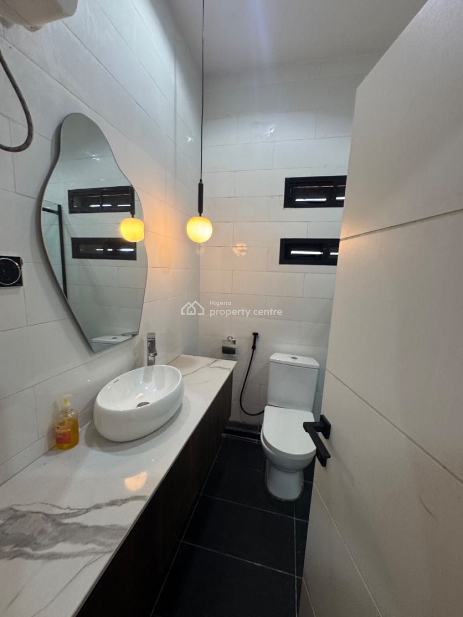 Fully Furnished 3 Bedrooms Apartment, Lekki Phase 1, Lekki, Lagos, Flat / Apartment for Sale