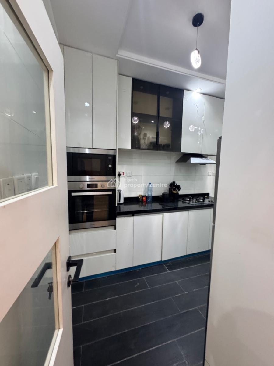 Fully Furnished 3 Bedrooms Apartment, Lekki Phase 1, Lekki, Lagos, Flat / Apartment for Sale