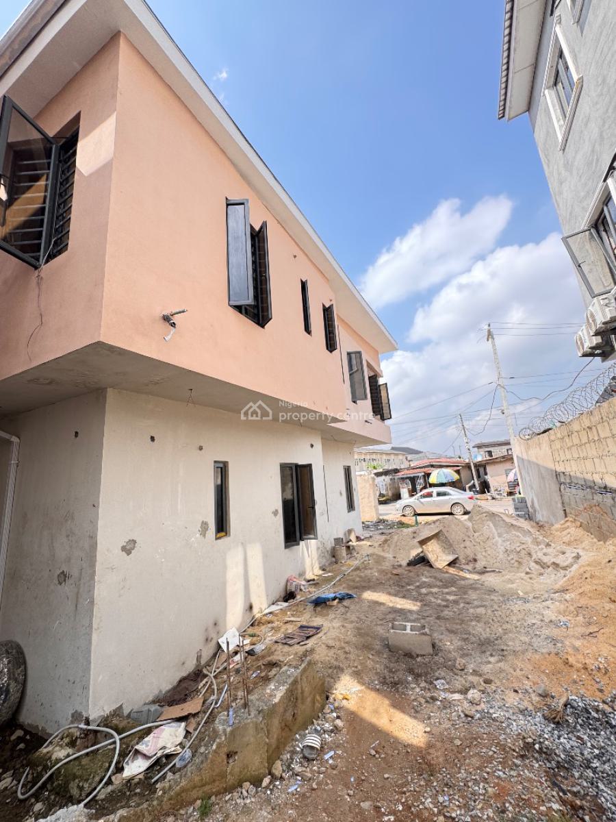 Unique 4 Bedrooms Home, Ogudu, Lagos, Semi-detached Duplex for Sale