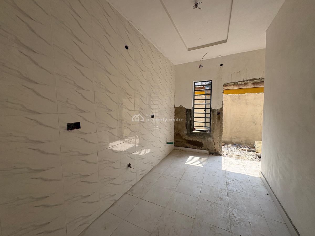 Unique 4 Bedrooms Home, Ogudu, Lagos, Semi-detached Duplex for Sale