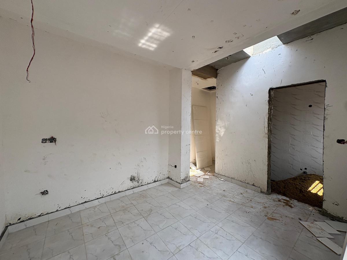 Unique 4 Bedrooms Home, Ogudu, Lagos, Semi-detached Duplex for Sale