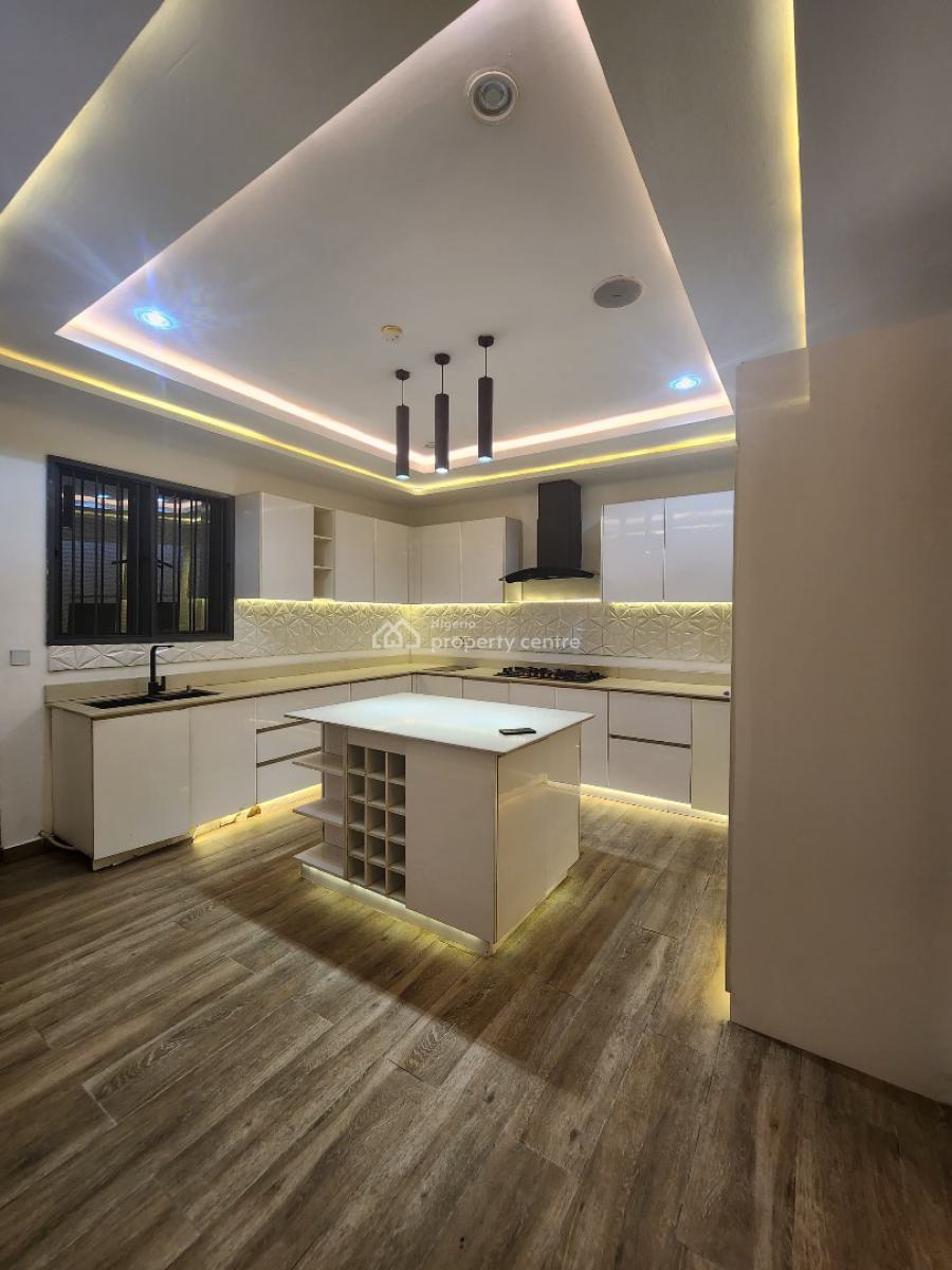 Luxury 4 Bedrooms Maisonette, Oniru, Victoria Island (vi), Lagos, Flat / Apartment for Sale