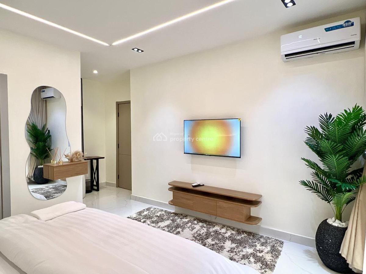Luxury 2 Bedroom Maisonette with Alexa, Ps5, Balcony, and Elevator, Freedom Way, Lekki Phase 1, Lekki, Lagos, Flat / Apartment Short Let