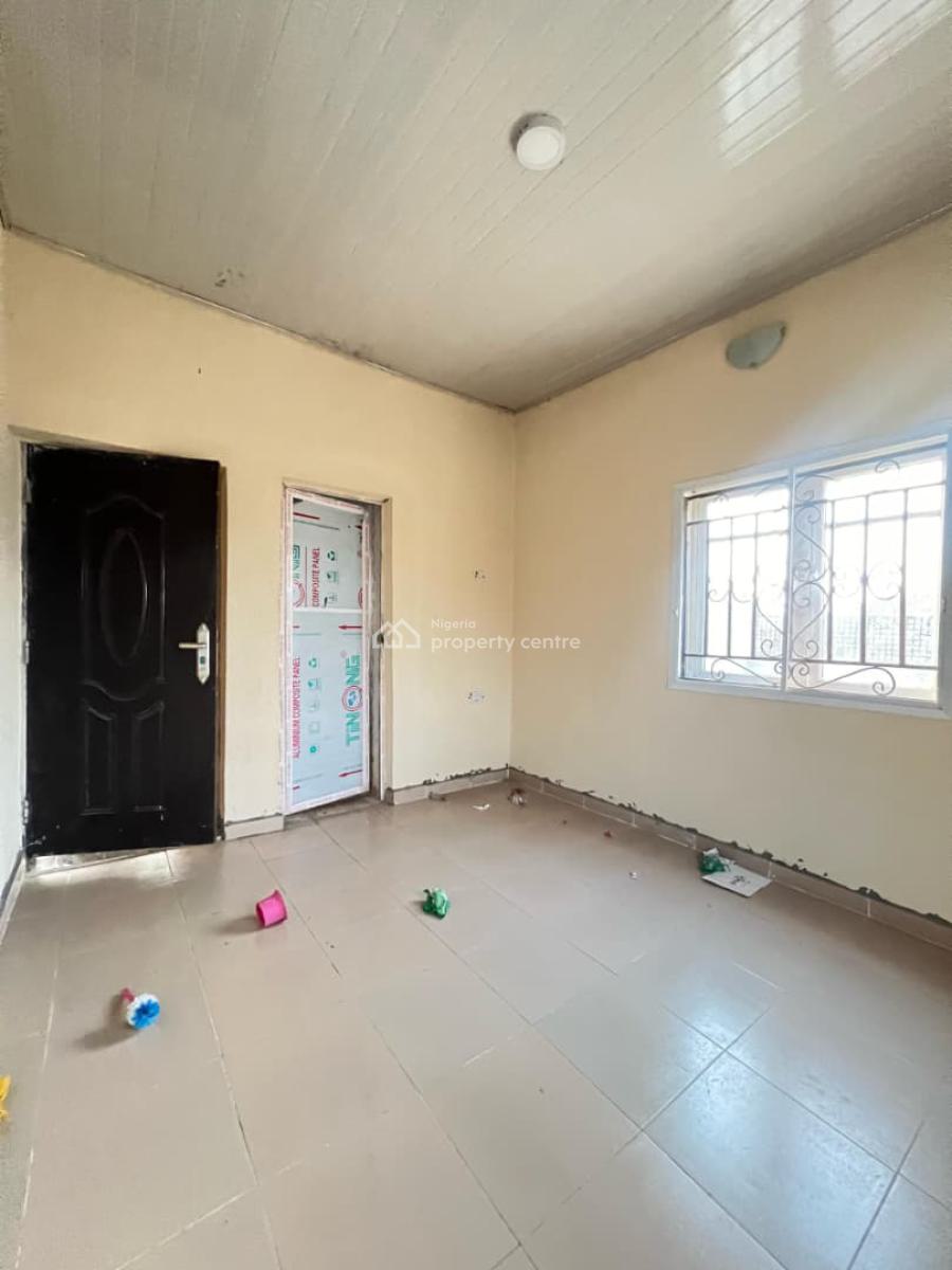2 Bedroom Flat, Albarika,ashaka 1, Asunle Road,off Akala Express, Ibadan, Oyo, Flat / Apartment for Rent