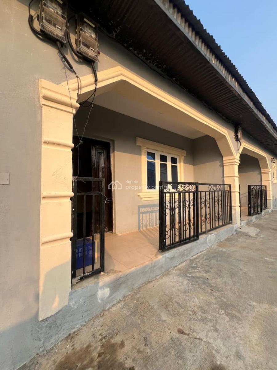2 Bedroom Flat, Albarika,ashaka 1, Asunle Road,off Akala Express, Ibadan, Oyo, Flat / Apartment for Rent