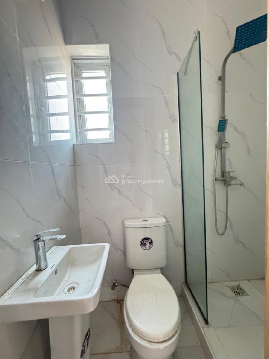 Four Bedrooms Terrace, Ikota, Lekki, Lagos, Terraced Duplex for Sale