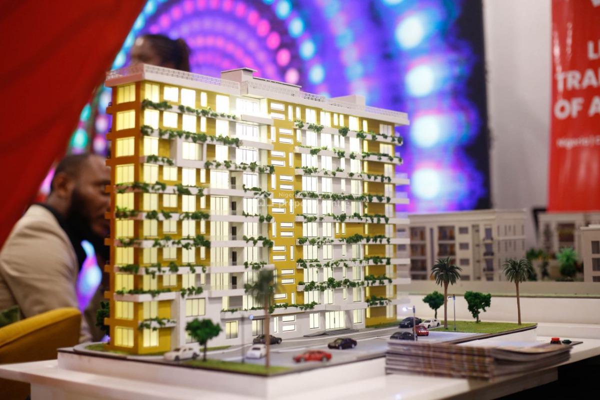 2-bedroom Apartment with Bq in a Highrise Building, Lakowe Lakes Golf and Country Estate, Lakowe, Ibeju Lekki, Lagos, Flat / Apartment for Sale