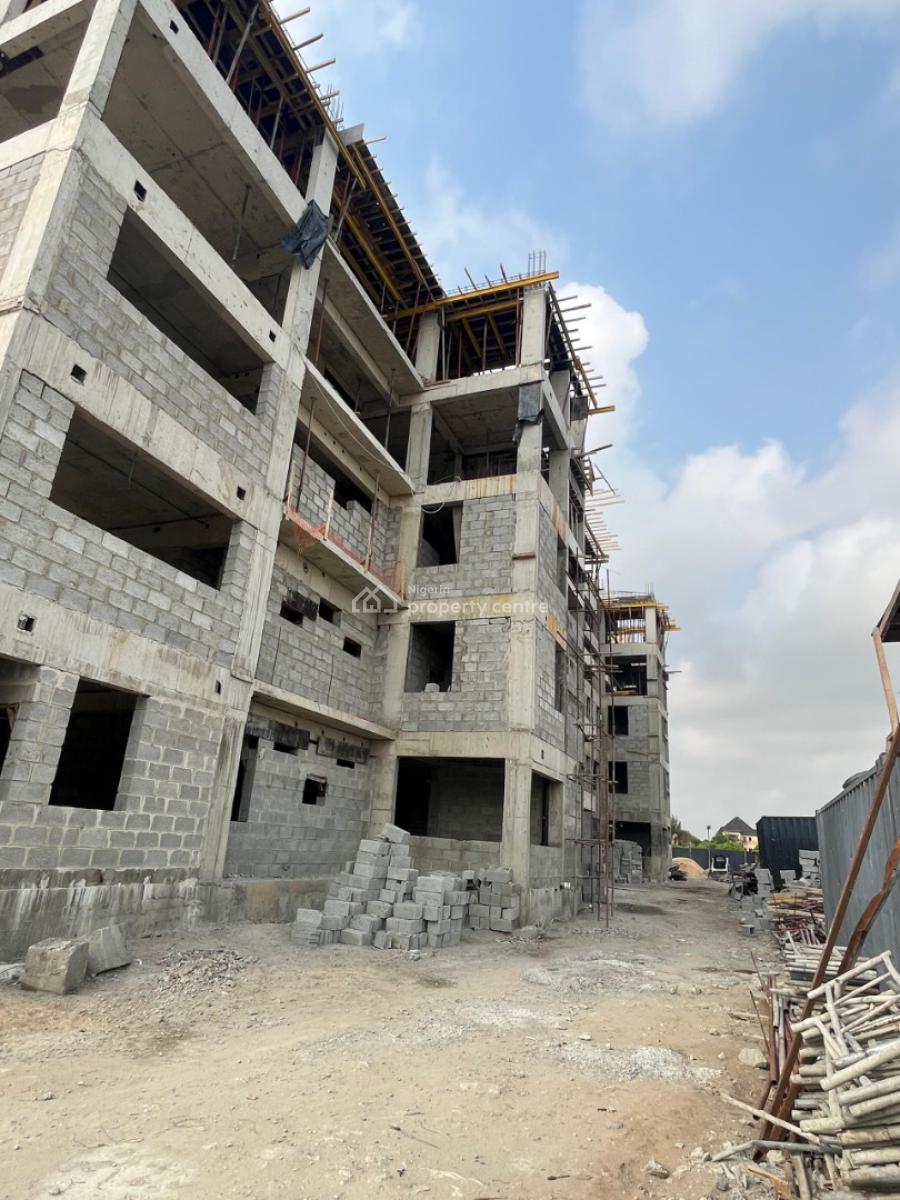 2 Bedrooms Apartment with Bq in a Highrise Building, Lakowe Lakes Golf and Country Estate, Lakowe, Ibeju Lekki, Lagos, Flat / Apartment for Sale