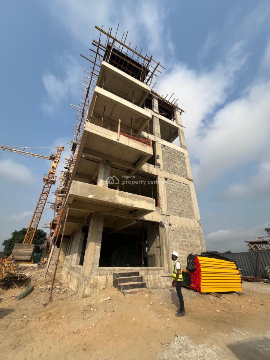 2 Bedrooms Apartment with Bq in a Highrise Building, Lakowe Lakes Golf and Country Estate, Lakowe, Ibeju Lekki, Lagos, Flat / Apartment for Sale