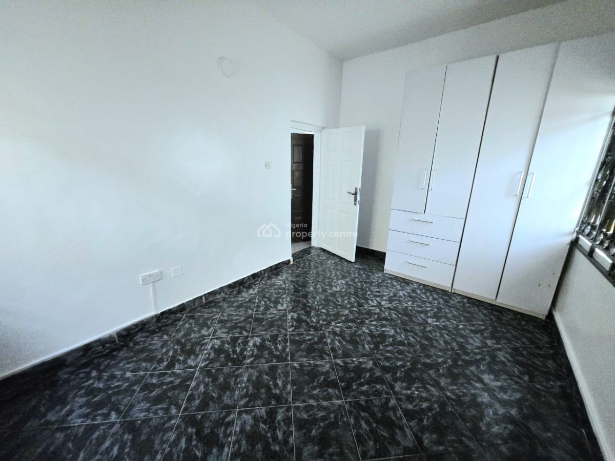 Spacious 1-bedroom Apartment, Lekki Phase 1, Lekki, Lagos, Flat / Apartment for Rent