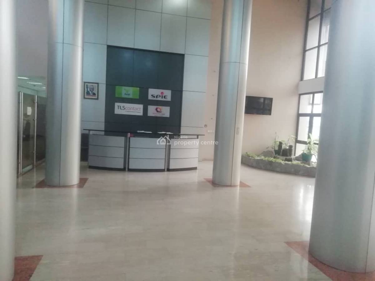 Office Space Measuring 400sqmts, Ajose Adeogun Street, Victoria Island (vi), Lagos, Office Space for Rent