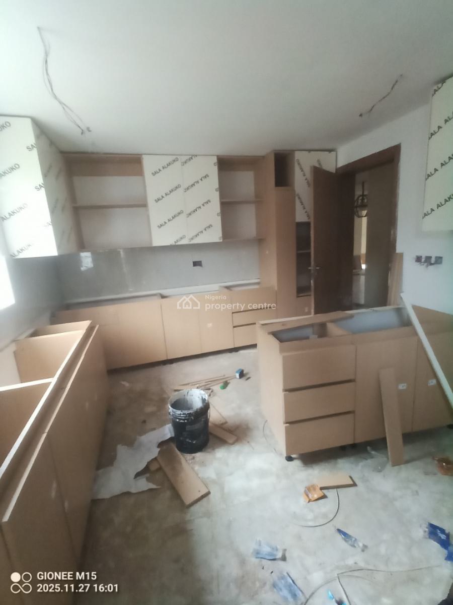 Service 3 Bedroom Apartment, Awolowo Road, Ikoyi, Lagos, House for Rent