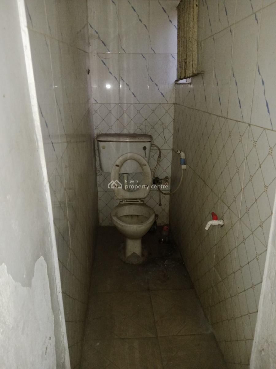 Space for Restaurant, Bar and Mini Lounge Upstairs, Isheri in a Busy Road, Ojodu Berger, Ojodu, Lagos, Restaurant / Bar for Rent