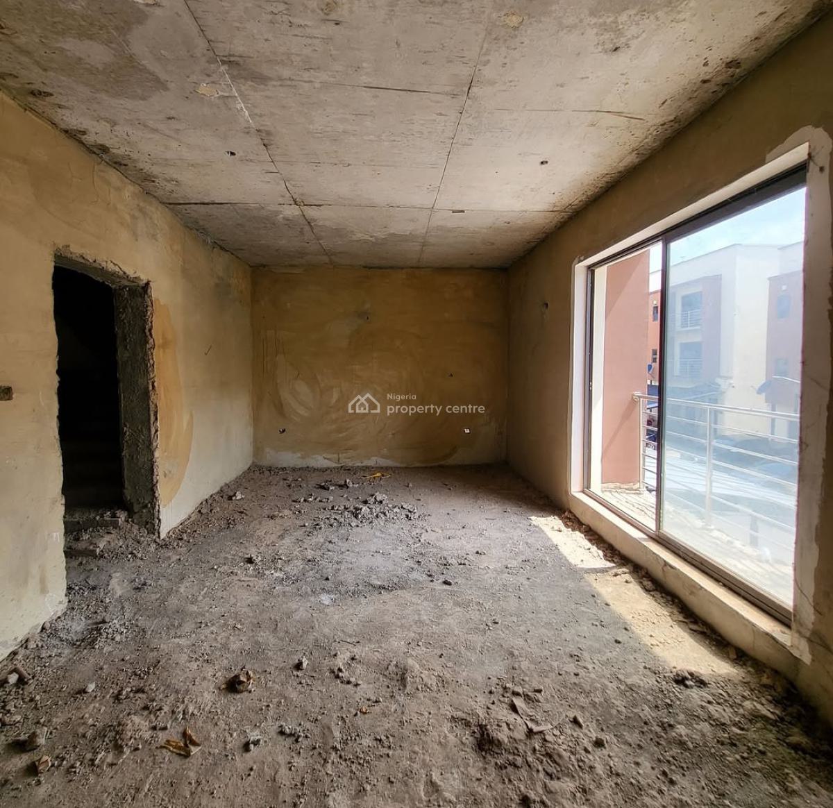 4 Bedrooms Townhouse + Bq, By Cedar Crest Hospital, Apo, Abuja, Terraced Duplex for Sale