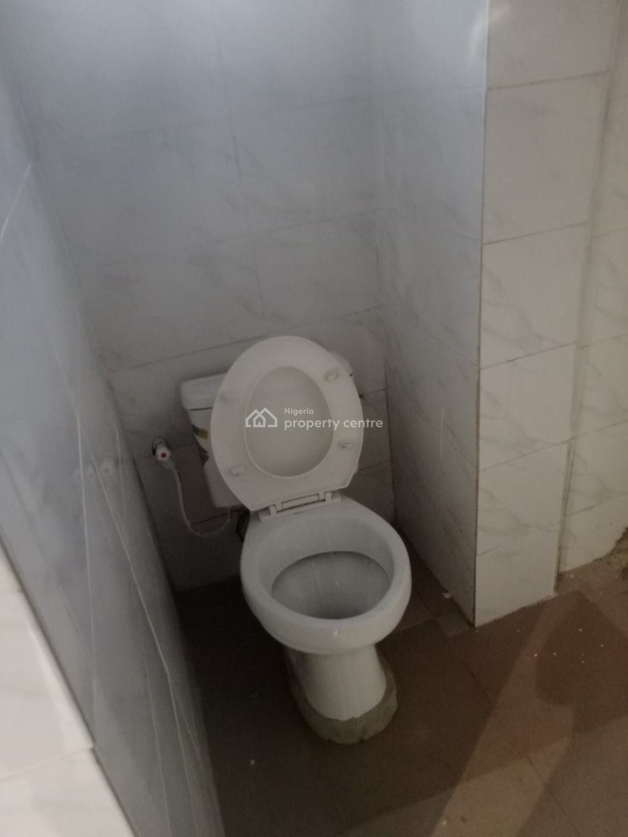 Lovely 2 Bedroom Flat with Wardrobe and Spacious Kitchen, Akowonjo, Alimosho, Lagos, Flat / Apartment for Rent