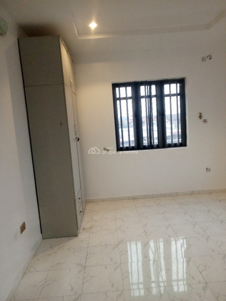 Lovely 2 Bedroom Flat with Wardrobe and Spacious Kitchen, Akowonjo, Alimosho, Lagos, Flat / Apartment for Rent