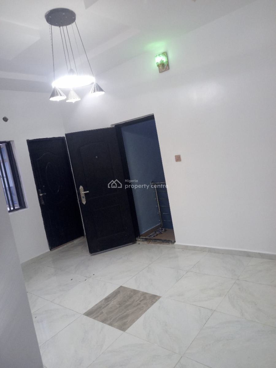 Lovely 2 Bedroom Flat with Wardrobe and Spacious Kitchen, Akowonjo, Alimosho, Lagos, Flat / Apartment for Rent