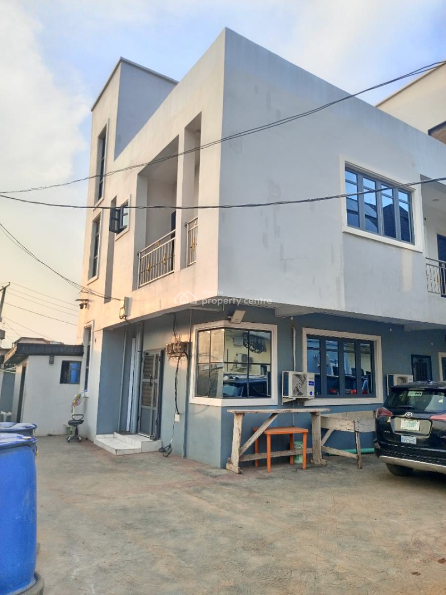 Lovely 2 Bedroom Flat with Wardrobe and Spacious Kitchen, Akowonjo, Alimosho, Lagos, Flat / Apartment for Rent