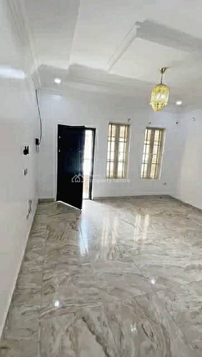 2 Bedroom Flat Upstairs, Chevyview Estate, Chevron Drive, Lekki, Lagos, Flat / Apartment for Rent