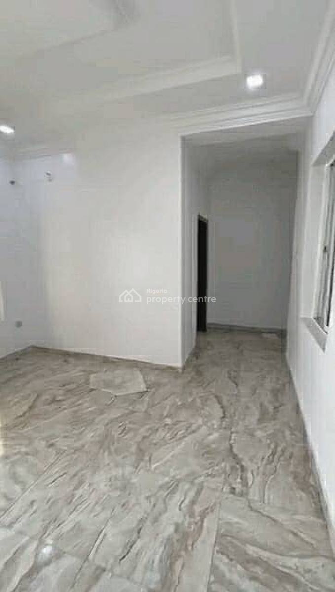 2 Bedroom Flat Upstairs, Chevyview Estate, Chevron Drive, Lekki, Lagos, Flat / Apartment for Rent