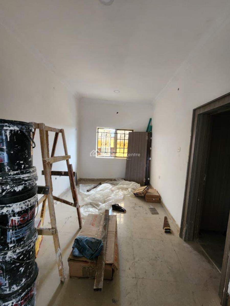 Well Renovated 3 Bedroom Flat, Off Ogunlana Drive, Surulere, Lagos, Flat / Apartment for Rent