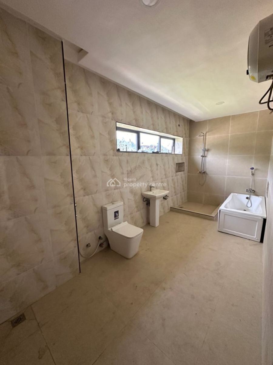 Well Built 3 Bedrooms Flat Apartment, Gilmore, Jahi, Abuja, Flat / Apartment for Sale