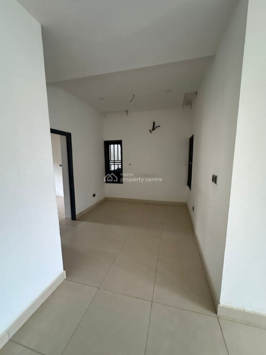 Well Built 3 Bedrooms Flat Apartment, Gilmore, Jahi, Abuja, Flat / Apartment for Sale