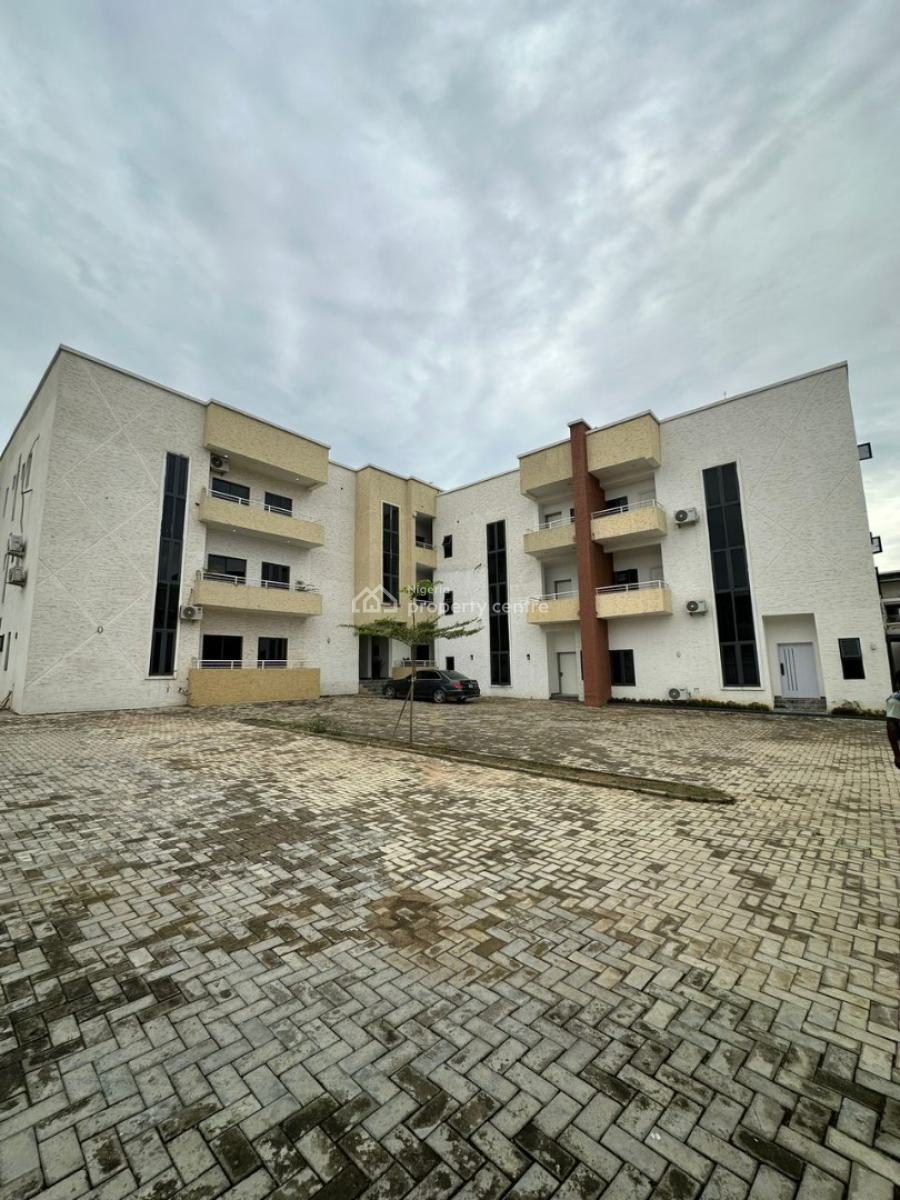 Well Built 3 Bedrooms Flat Apartment, Gilmore, Jahi, Abuja, Flat / Apartment for Sale