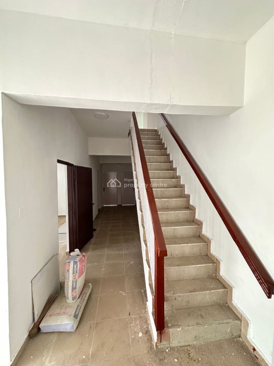 16 Room Office Space, Victoria Island (vi), Lagos, Office Space for Rent