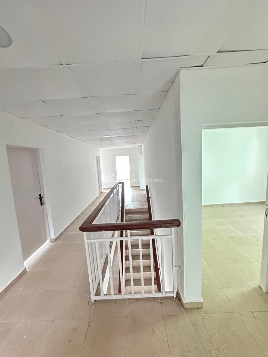 16 Room Office Space, Victoria Island (vi), Lagos, Office Space for Rent