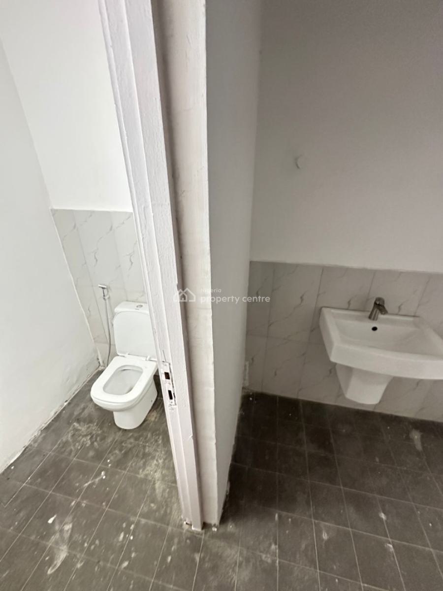 16 Room Office Space, Victoria Island (vi), Lagos, Office Space for Rent