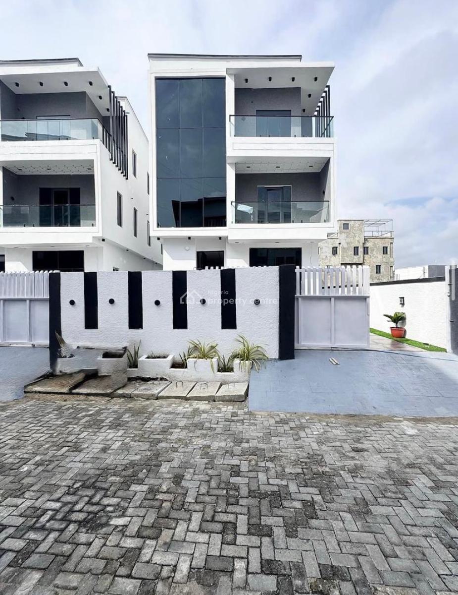 Lovely 5 Bedroom Home with Bq, Ologolo, Lekki, Lagos, Detached Duplex for Sale