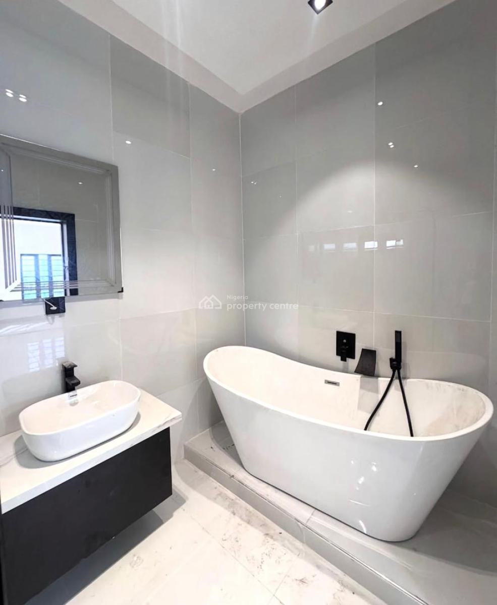 Lovely 5 Bedroom Home with Bq, Ologolo, Lekki, Lagos, Detached Duplex for Sale