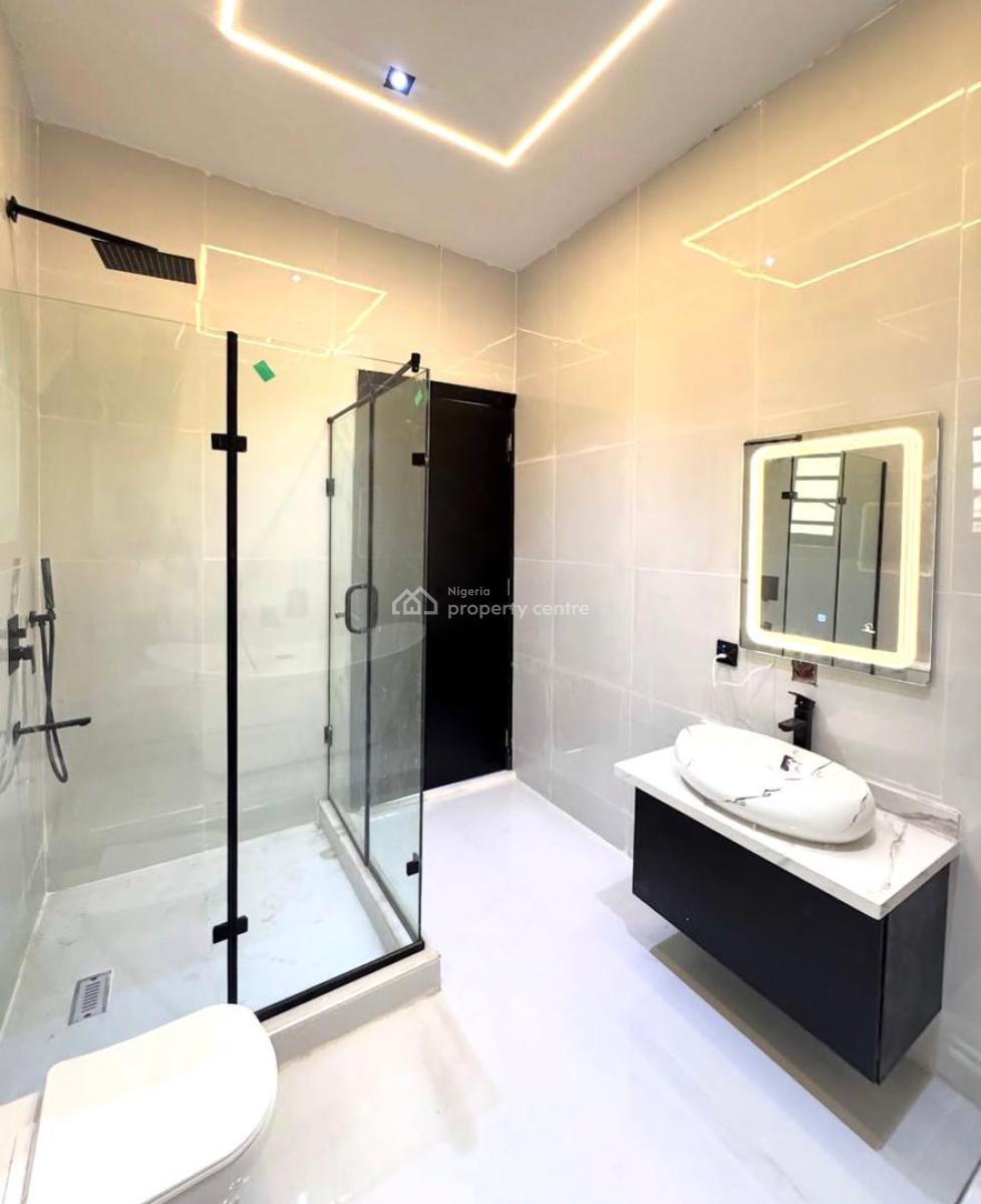 Lovely 5 Bedroom Home with Bq, Ologolo, Lekki, Lagos, Detached Duplex for Sale