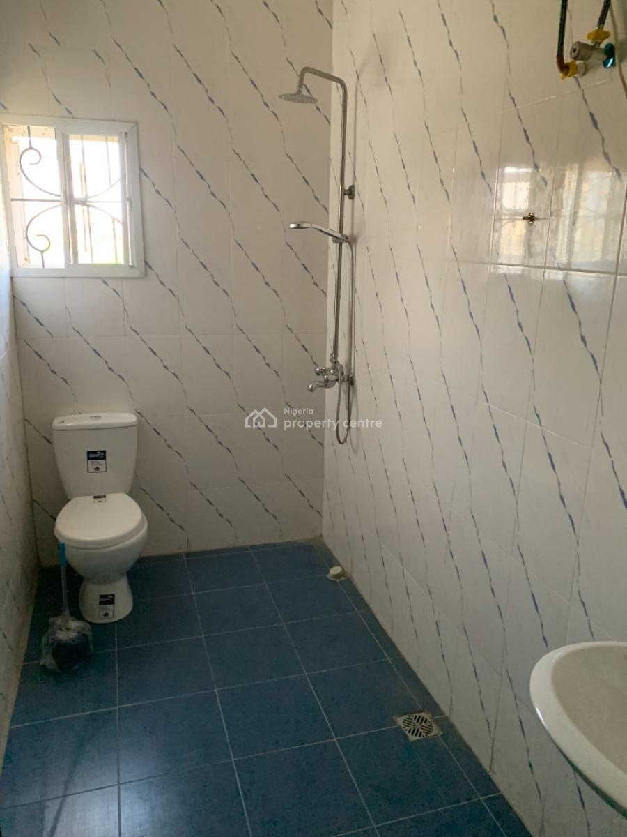 Brand New 4 Bedroom Upstairs, Ajah, Msin Abijo Gra, Ajah, Lagos, Flat / Apartment for Rent