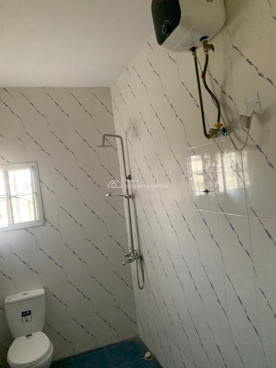 Brand New 4 Bedroom Upstairs, Ajah, Msin Abijo Gra, Ajah, Lagos, Flat / Apartment for Rent