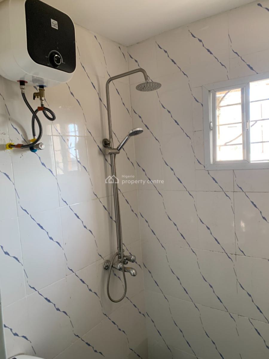 Brand New 4 Bedroom Upstairs, Ajah, Msin Abijo Gra, Ajah, Lagos, Flat / Apartment for Rent