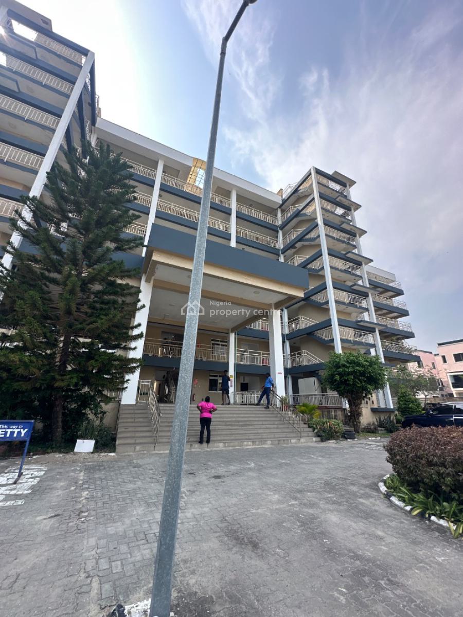 3bedroom Penthouse Apartement Waterview, Lekki Phase 1, Lekki, Lagos, Flat / Apartment for Rent