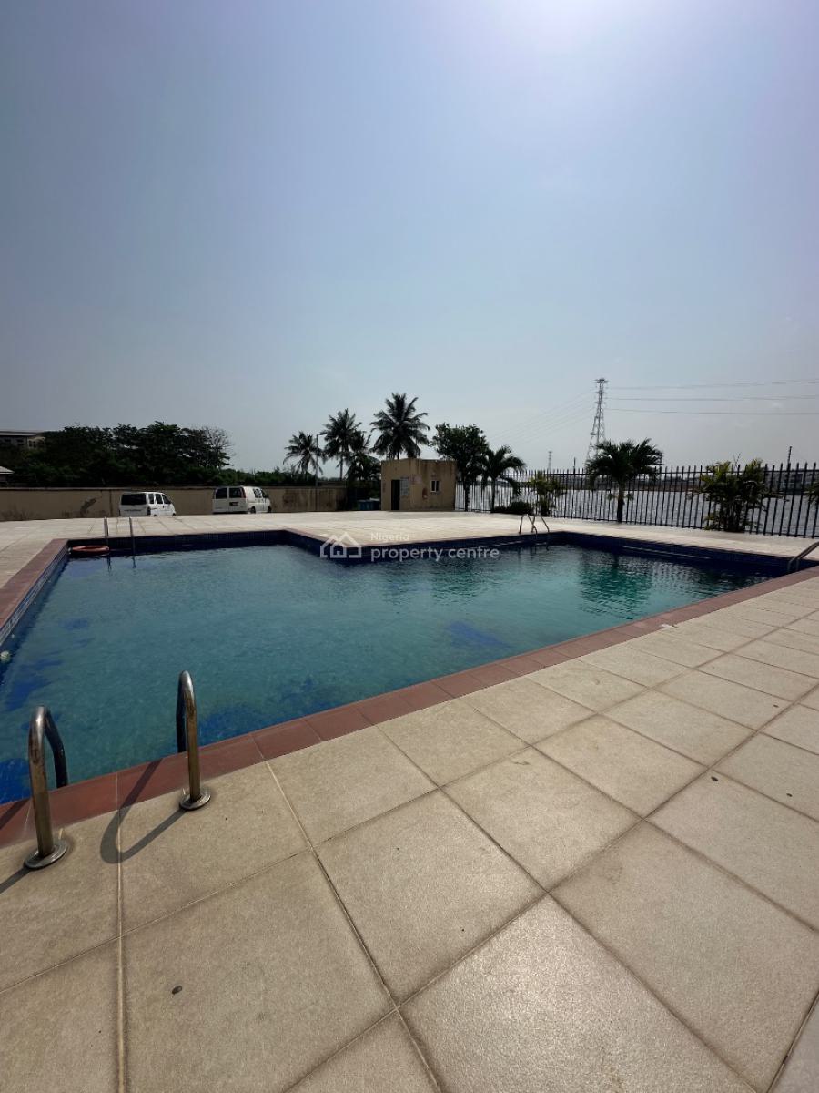 3bedroom Penthouse Apartement Waterview, Lekki Phase 1, Lekki, Lagos, Flat / Apartment for Rent