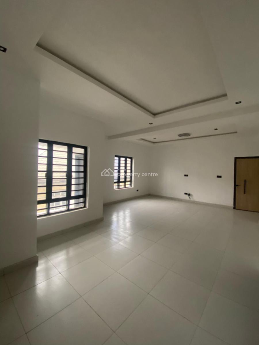 Elegant Living! 2-bedroom Apartment with Modern Amenities, Ologolo, Lekki, Lagos, Flat / Apartment for Sale
