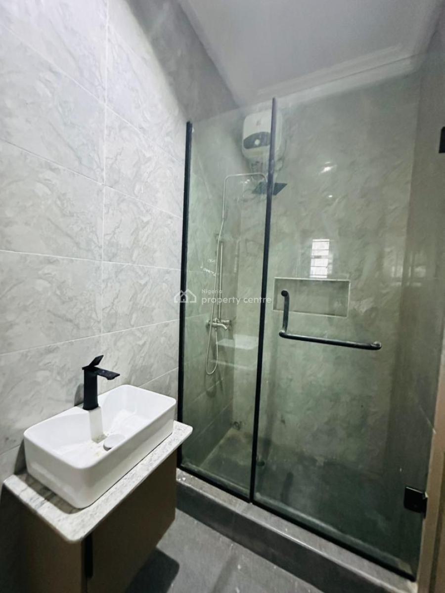 Exquisite 4 Bedroom Apartment + Study, Lekki Phase 1, Lekki Phase 1, Lekki, Lagos, Flat / Apartment for Rent