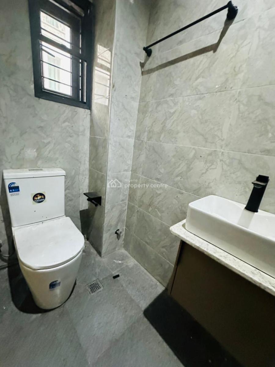 Exquisite 4 Bedroom Apartment + Study, Lekki Phase 1, Lekki Phase 1, Lekki, Lagos, Flat / Apartment for Rent