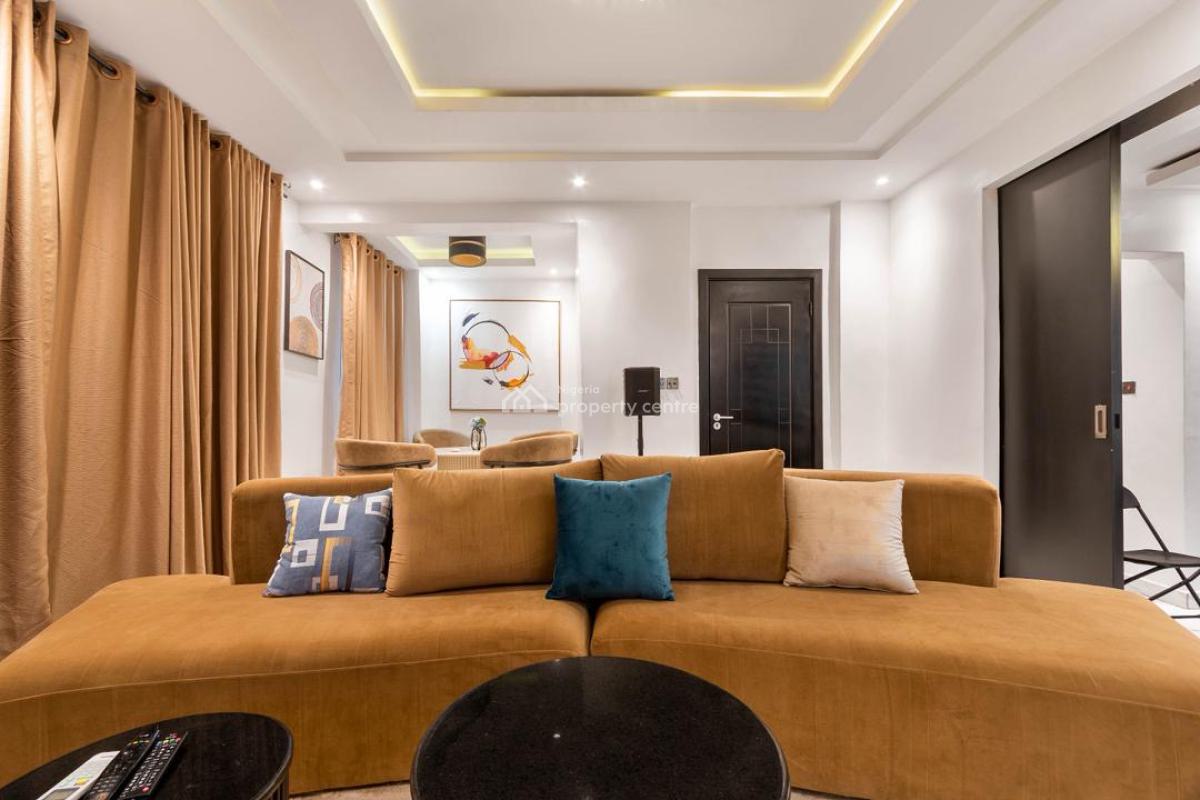 Luxury 2 Bedroom Maisonette with Ps5, Snooker and Fitness Equipments, Divine Homes, Thomas Estate, Ajah, Lagos, Flat / Apartment Short Let
