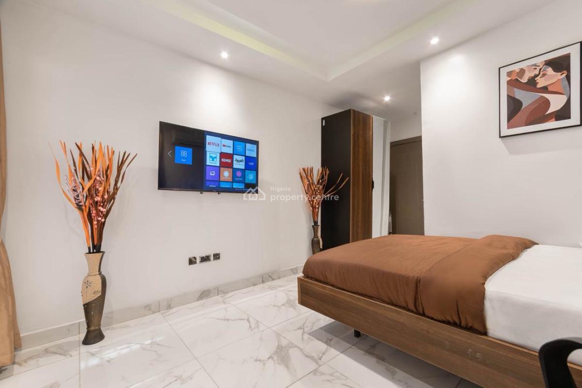 Luxury 2 Bedroom Maisonette with Ps5, Snooker and Fitness Equipments, Divine Homes, Thomas Estate, Ajah, Lagos, Flat / Apartment Short Let