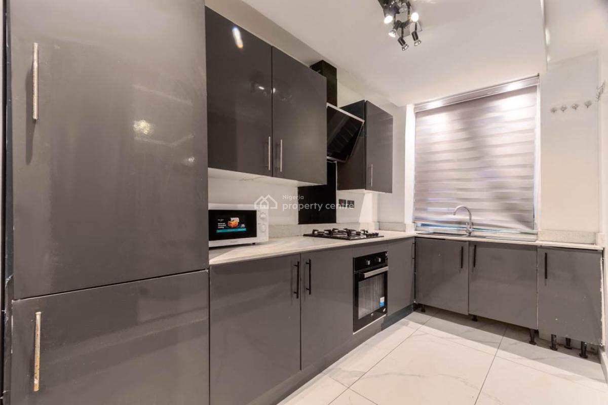 Luxury 2 Bedroom Maisonette with Ps5, Snooker and Fitness Equipments, Divine Homes, Thomas Estate, Ajah, Lagos, Flat / Apartment Short Let