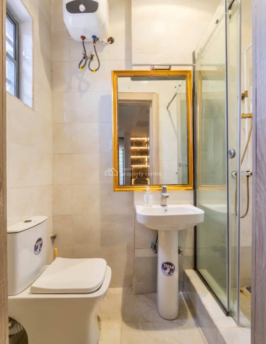 Tastefully Furnished 3 Bedroom Apartment, Lekki Phase 1, Lekki, Lagos, Flat / Apartment Short Let