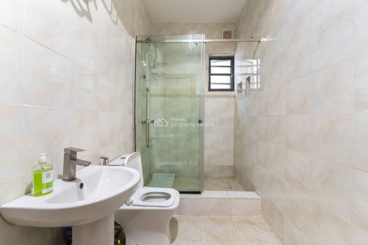 Tastefully Furnished 3 Bedroom Apartment, Lekki Phase 1, Lekki, Lagos, Flat / Apartment Short Let