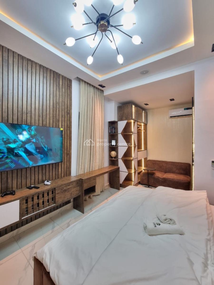 Luxury Studio Duplex (maisonette) with Ps5, Off Admiralty Way, Lekki Phase 1, Lekki, Lagos, Flat / Apartment Short Let