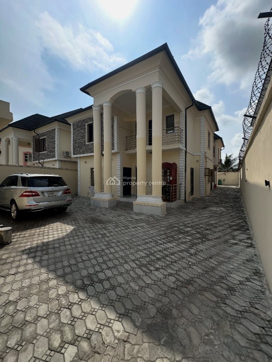 Spacious 3-bedroom Detached Duplex with Bq (upstairs), Lekki Phase 1, Lekki, Lagos, House for Rent
