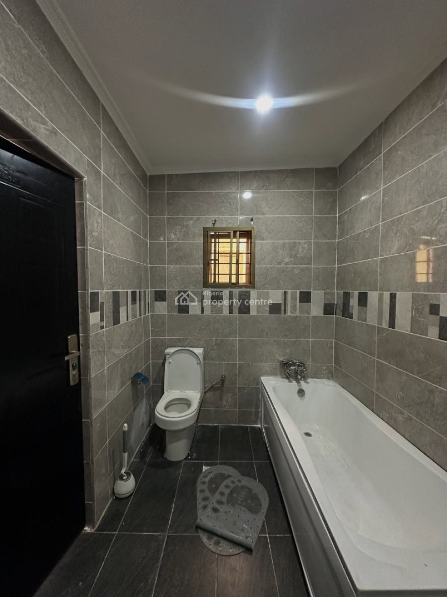 Spacious 3-bedroom Detached Duplex with Bq (upstairs), Lekki Phase 1, Lekki, Lagos, House for Rent